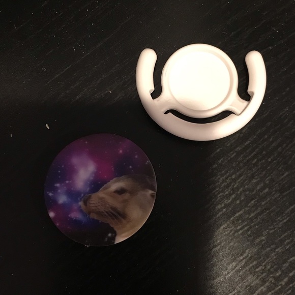 PopSocket Accessories - Popsocket and Popsocket Mount!
